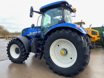 New Holland T7.245