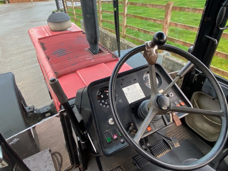 International 1255XL