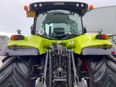 Claas Arion 650 CIS Plus