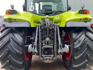 Claas Arion 650 CIS Plus