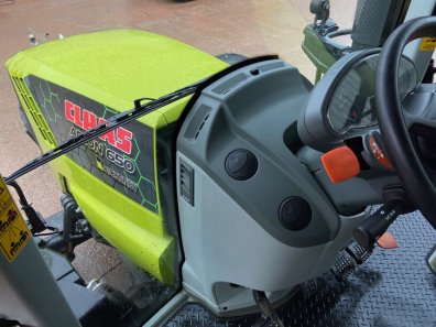 Claas Arion 650 CIS Plus