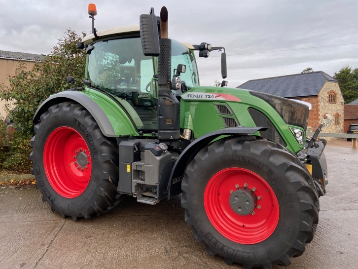 Fendt 724 Profi-Plus