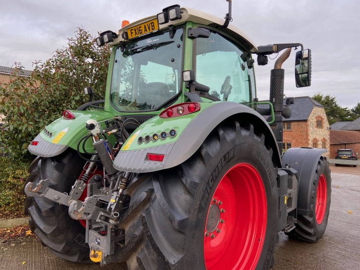 Fendt 724 Profi-Plus