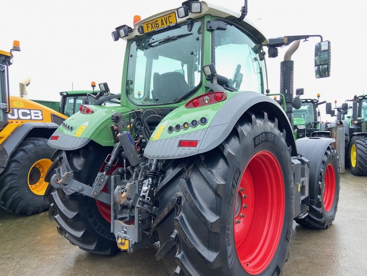 Fendt 724 Profi-Plus
