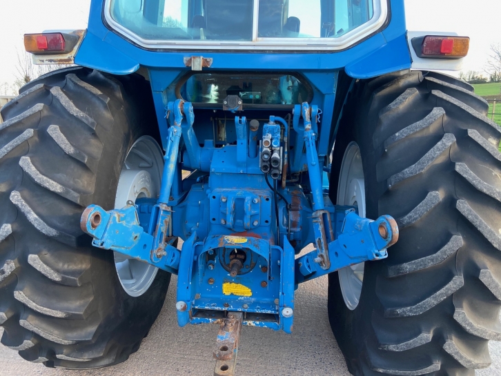 Ford TW35