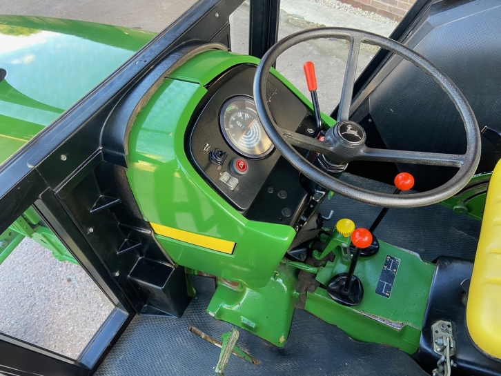 John Deere 1040