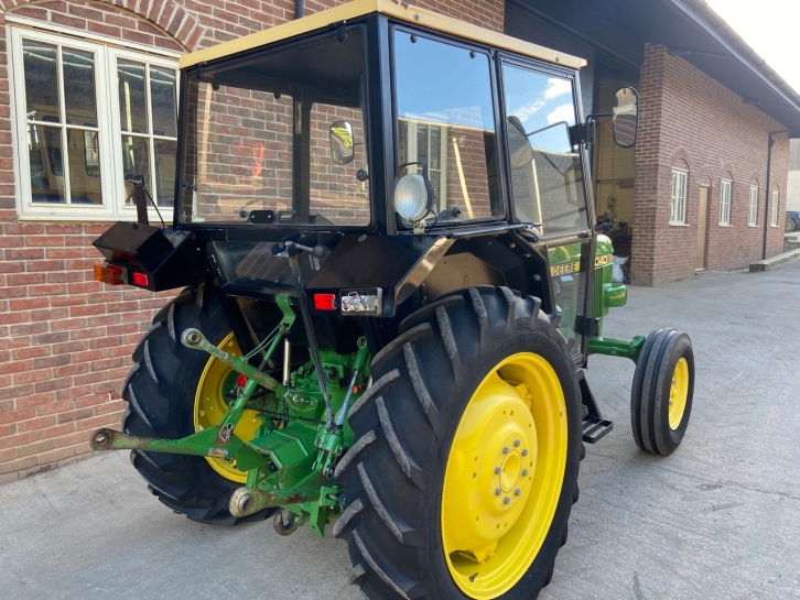 John Deere 1040
