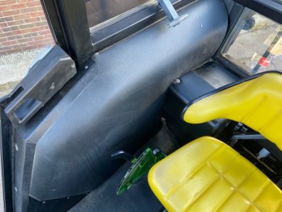 John Deere 1040