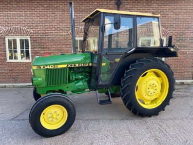 John Deere 1040