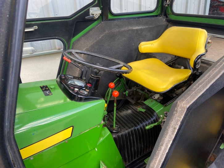 John Deere 1130