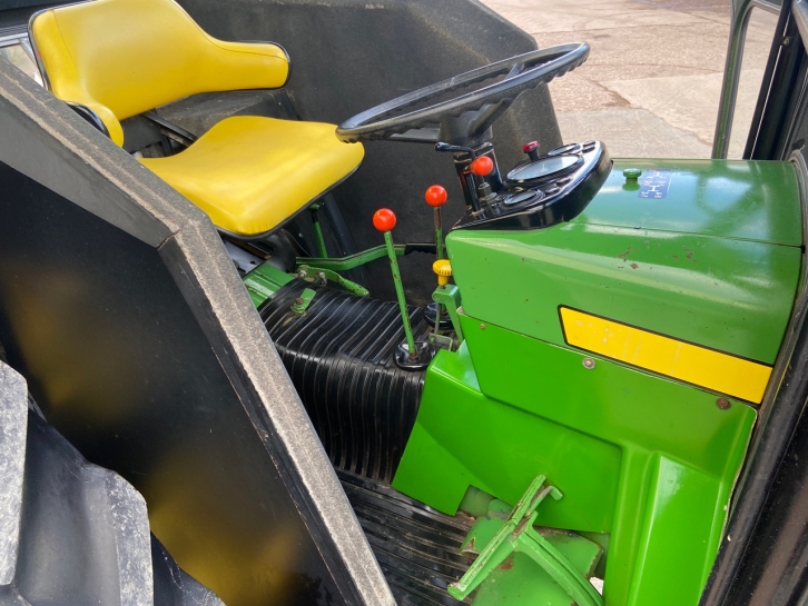 John Deere 1130
