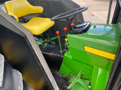 John Deere 1130