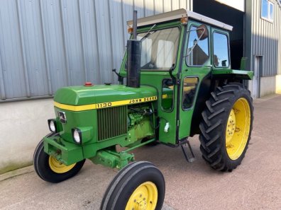 John Deere 1130
