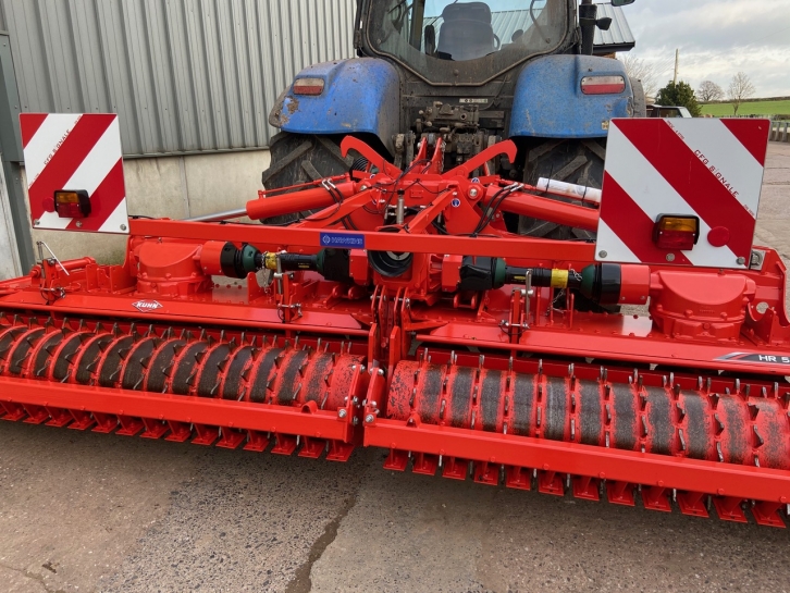 Kuhn HR 5004 power harrow