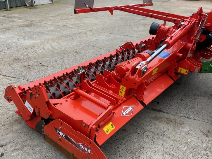 Kuhn HR 5004 power harrow