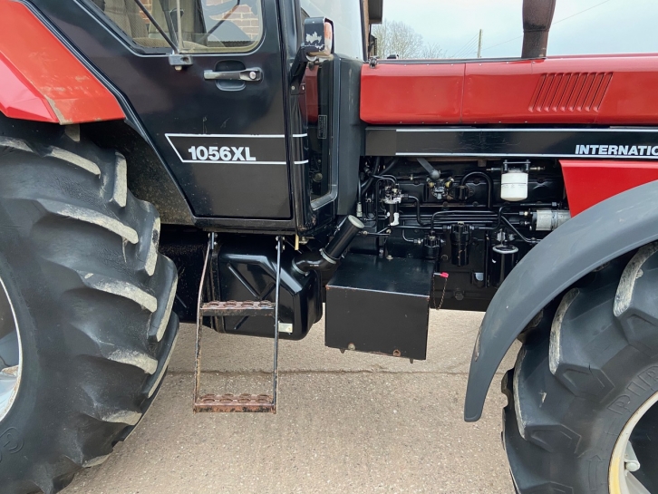 Case 1056XL