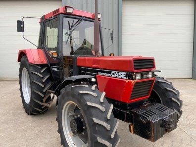 Case 1056XL