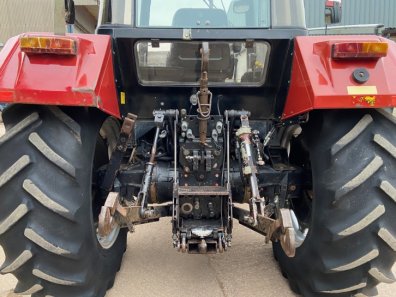 Case 1056XL