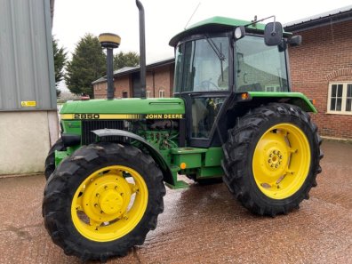 John Deere 2850