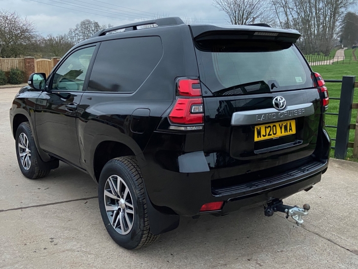 Toyota Landcruiser SWB commercial 2.8 diesel
