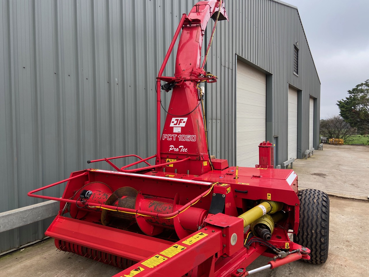 JF FCT 1050 Pro Tec trailed forager