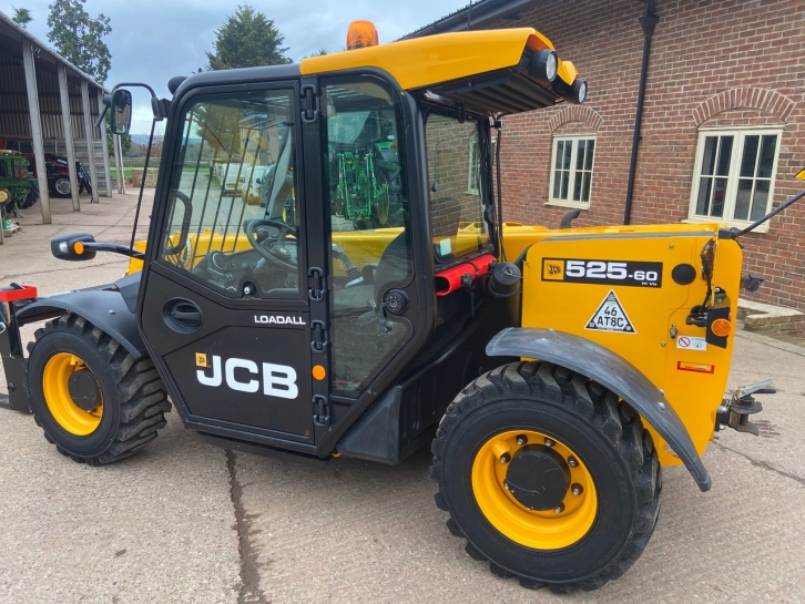 JCB 525-60 Hi-Vis telescopic