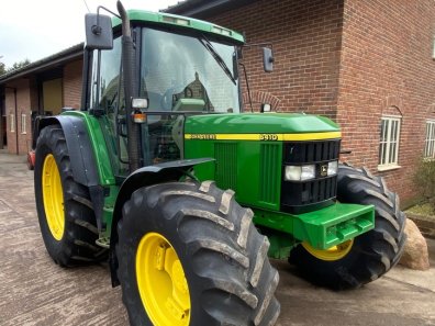 John Deere 6410