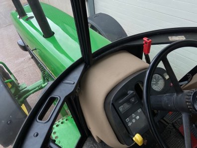 John Deere 3050