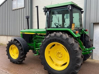 John Deere 3050