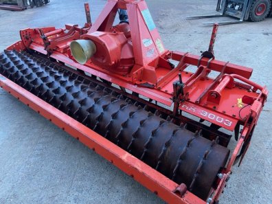 Kuhn HR 3003 power harrow