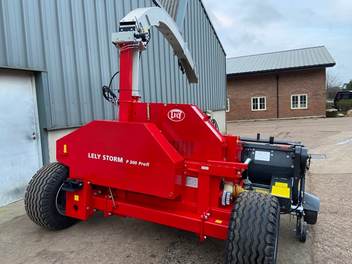 Lely Storm P300 treated forager