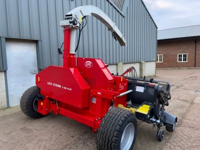 Lely Storm P300 treated forager