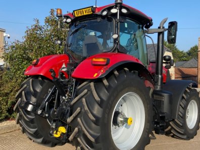 Case CVX 240