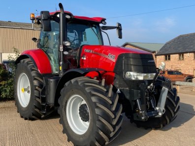 Case CVX 240