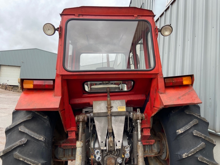 Massey Ferguson 1100