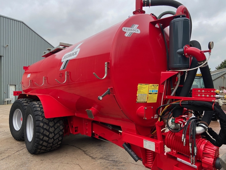 Redrock 3500 gallon tanker