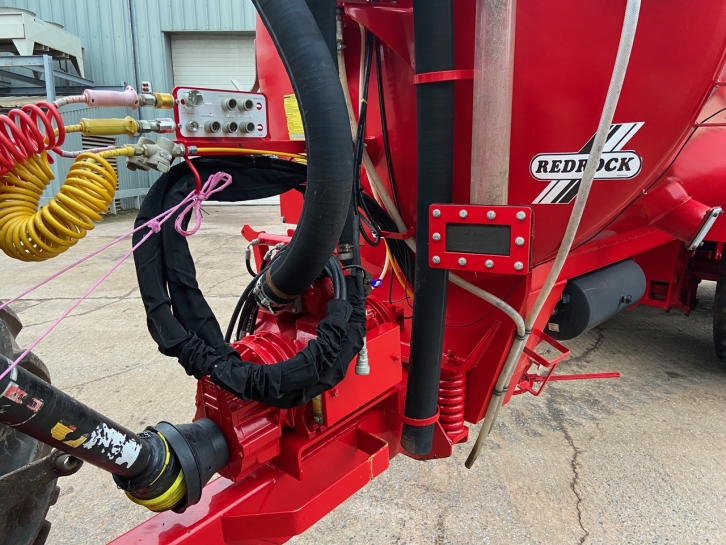 Redrock 3500 gallon tanker