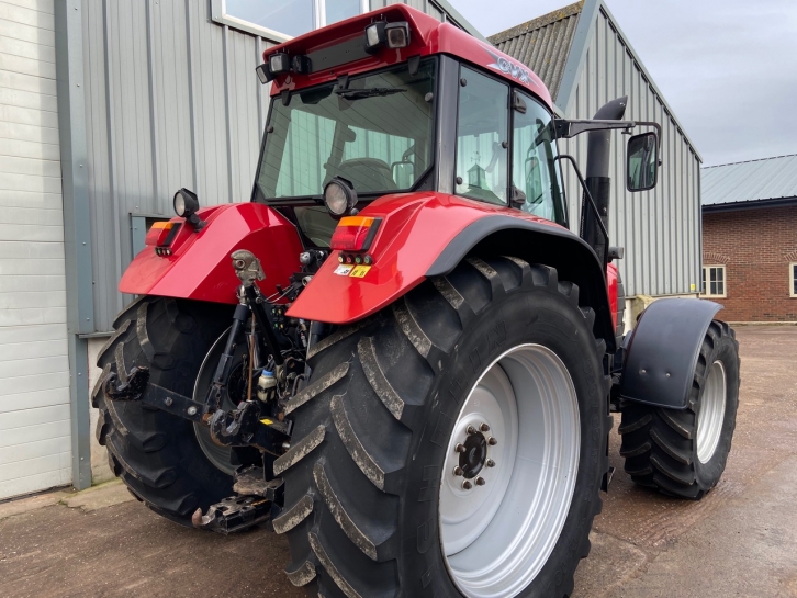 Case CVX 170