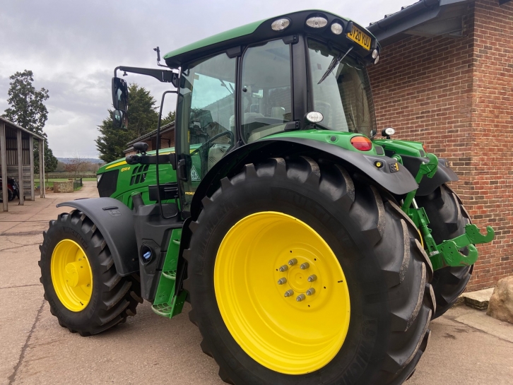 John Deere 6155R