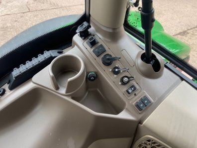 John Deere 6155R