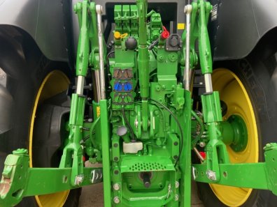 John Deere 6155R