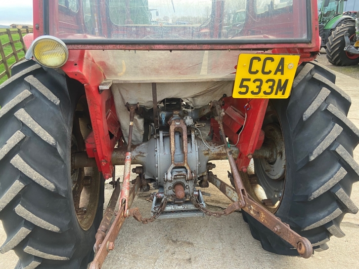 Massey Ferguson 148