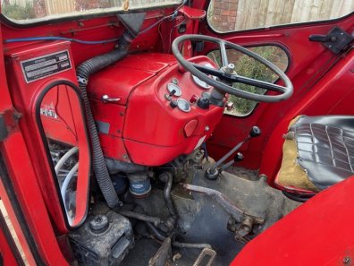 Massey Ferguson 148