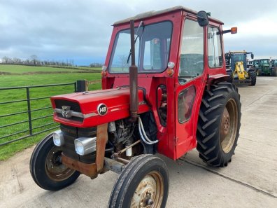 Massey Ferguson 148