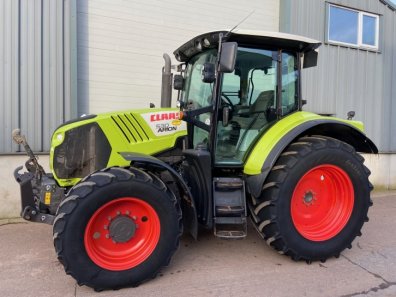Claas Arion 530