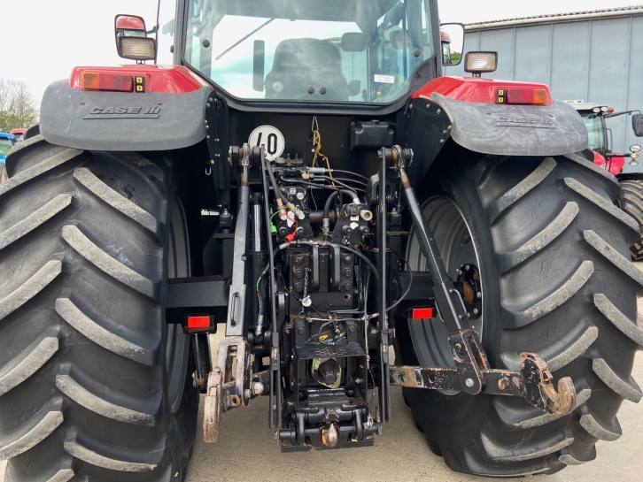 Case MX 170