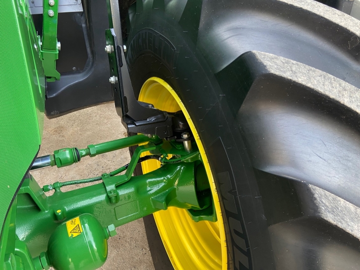John Deere 6155R