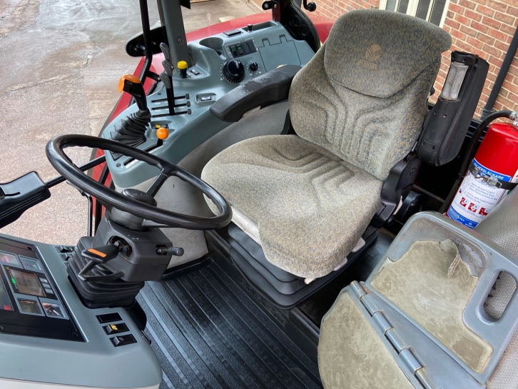 Case MX135
