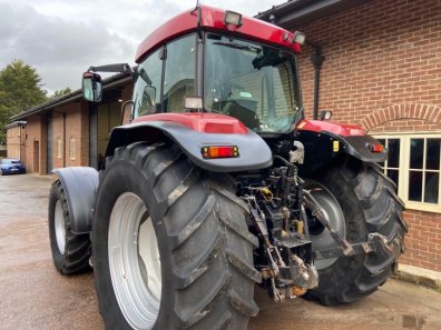 Case MX135