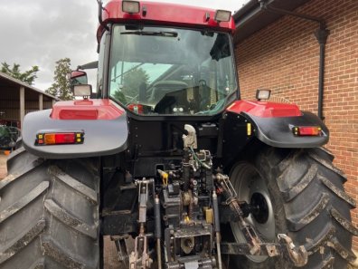 Case MX135